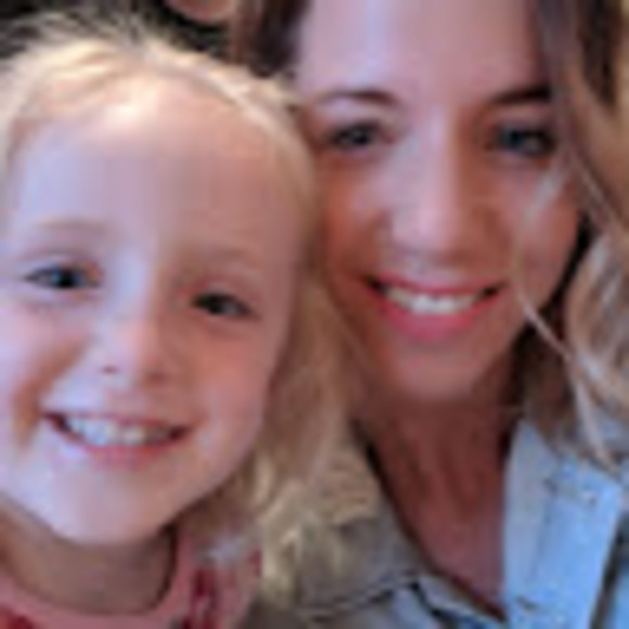 Meet your Posher, Sarah kay - Picture 1 of 1